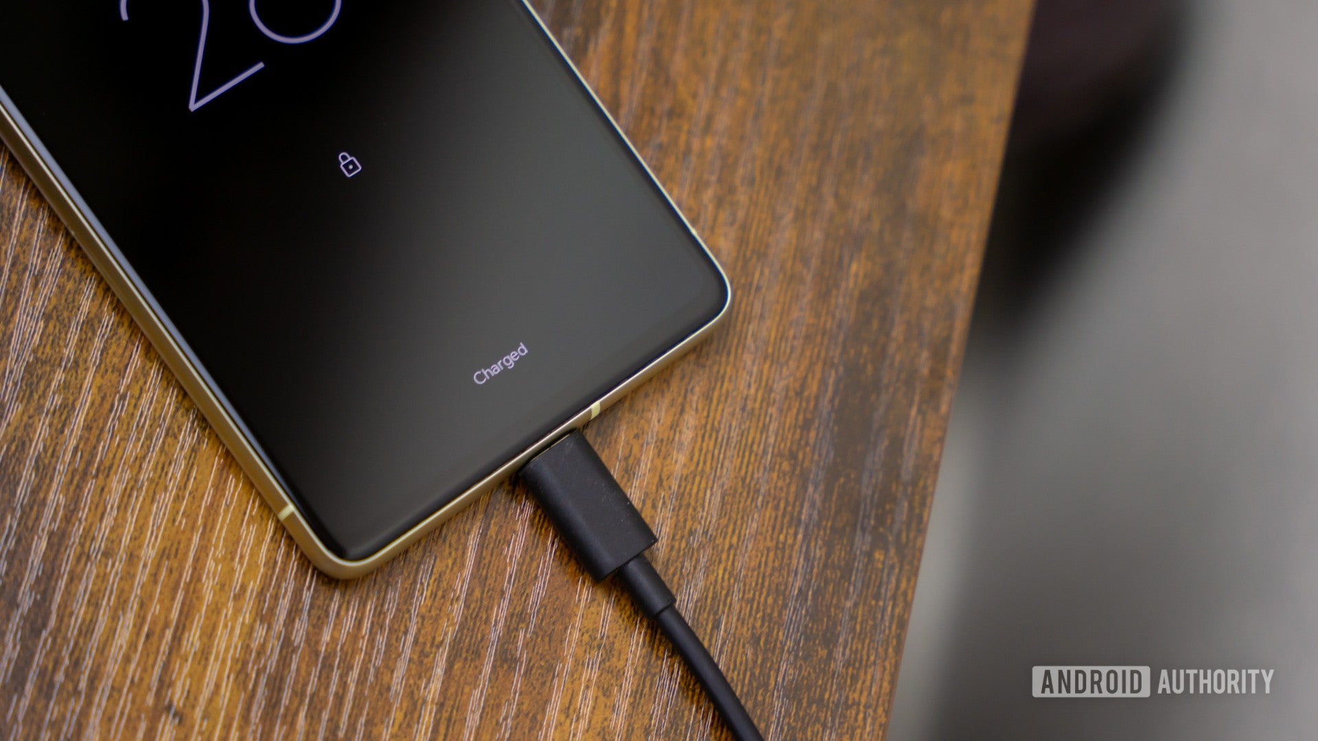 Why is my phone charging so slow ? 7 reasons and solutions